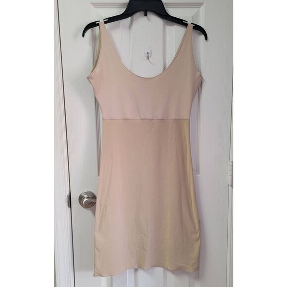Spanx Shapewear Slip-On L - Picture 1 of 5